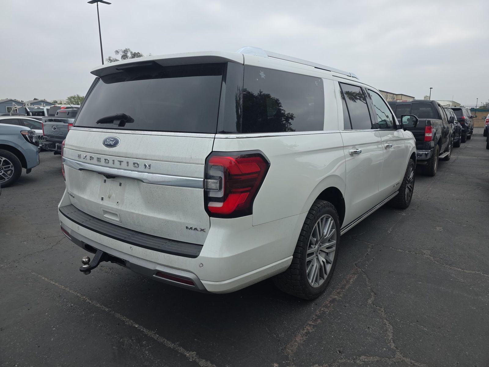 FORD EXPEDITION MAX - 5
