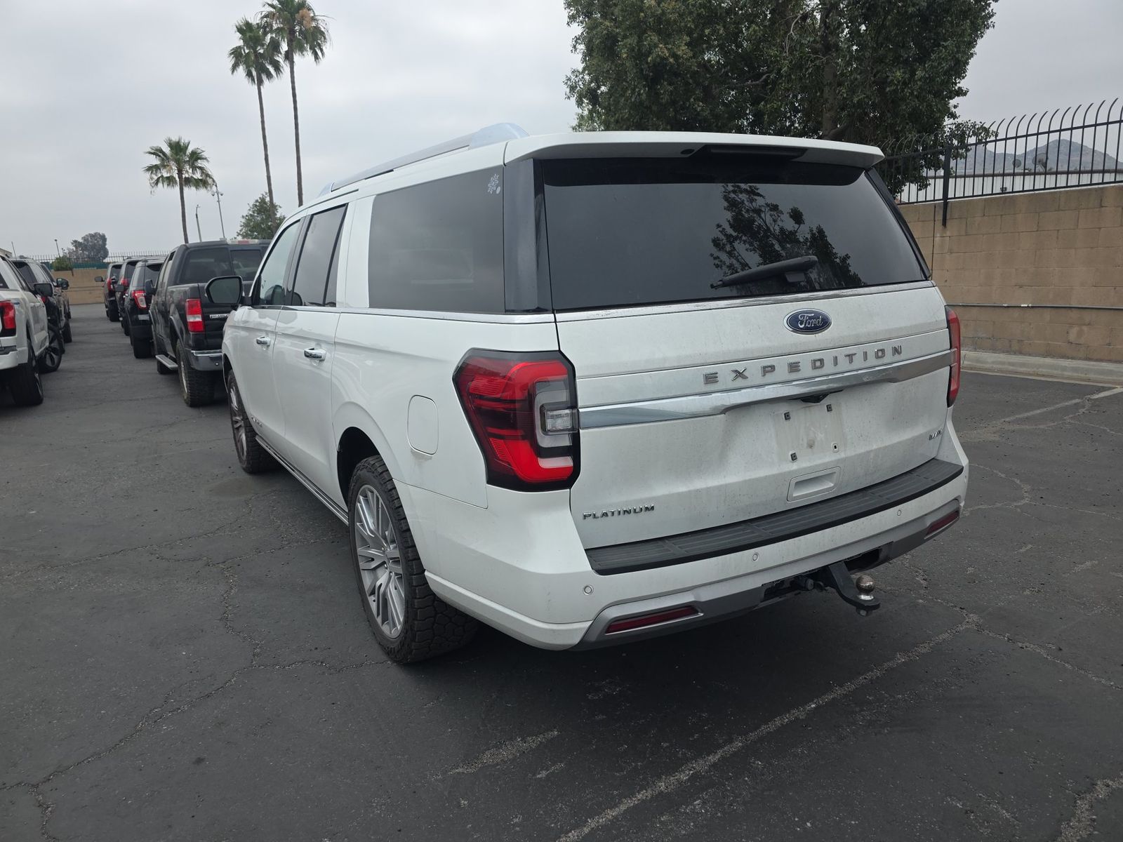 FORD EXPEDITION MAX - 7