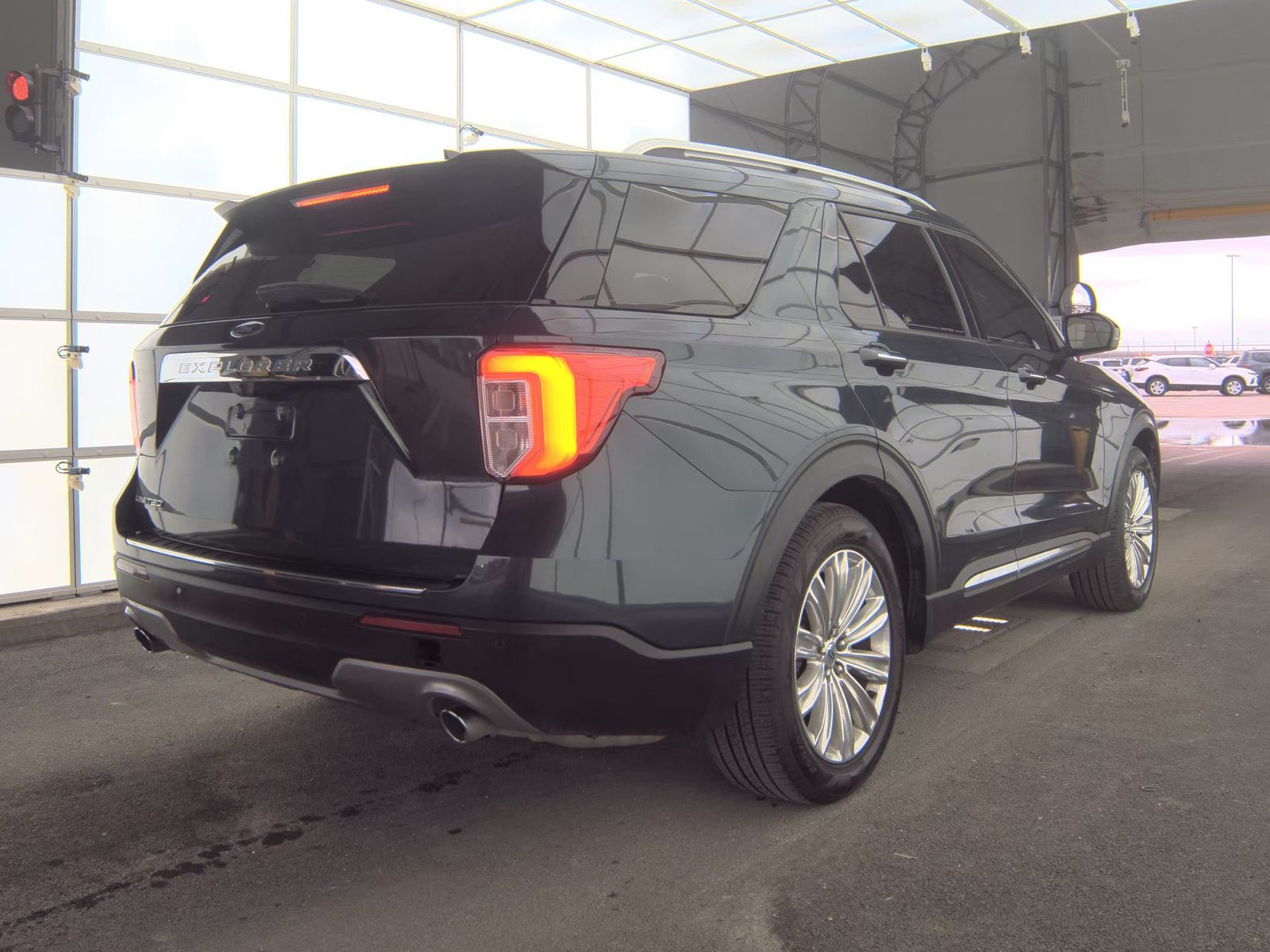 FORD EXPLORER - 6