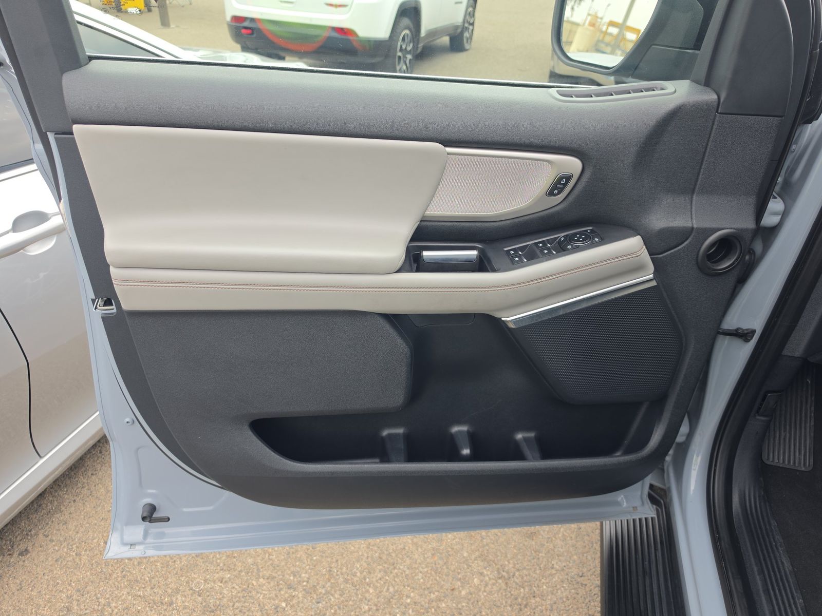 FORD EXPEDITION MAX - 10
