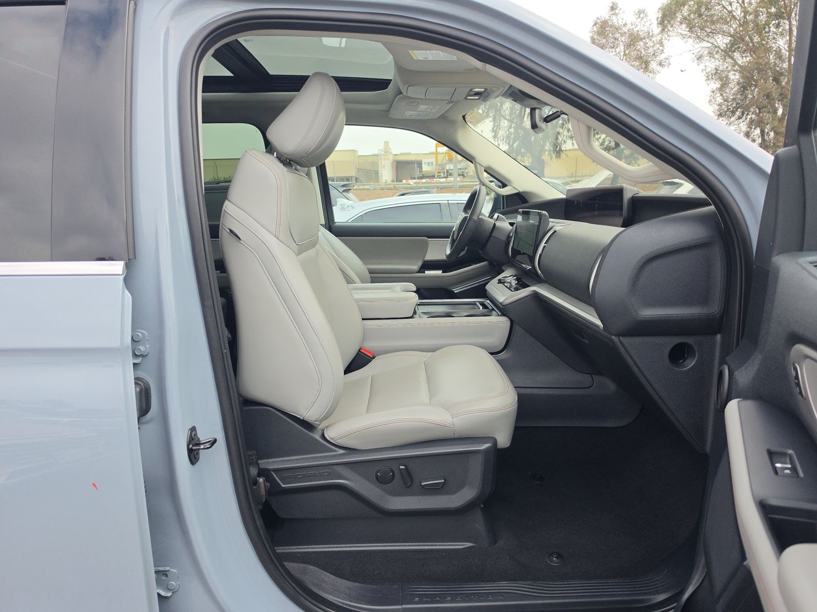 FORD EXPEDITION MAX - 9