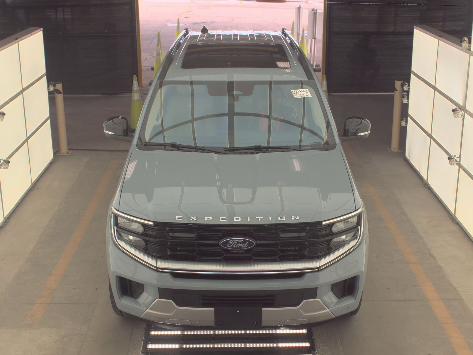 FORD EXPEDITION MAX - 3