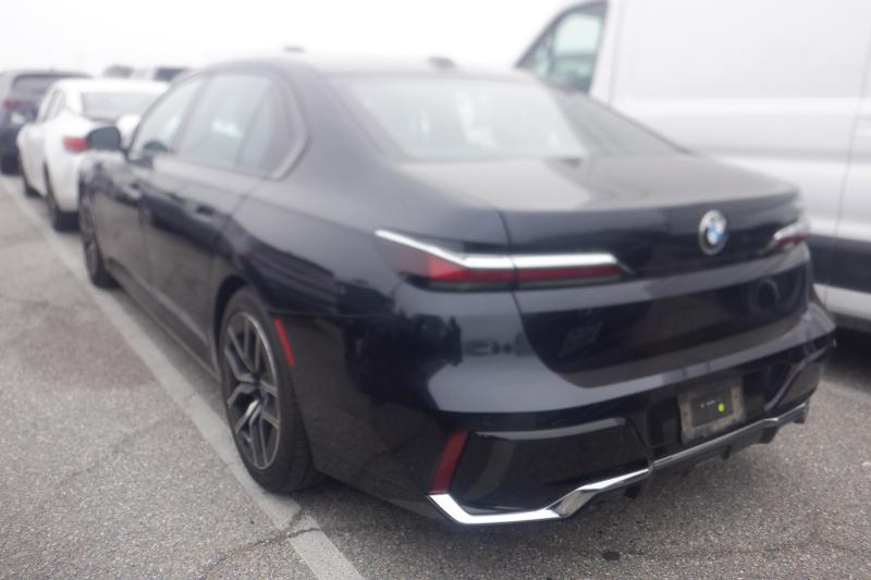 2024 BMW 7 Series 740i RWD