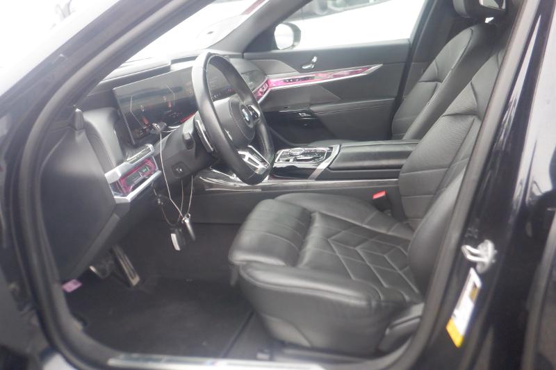 2024 BMW 7 Series 740i RWD