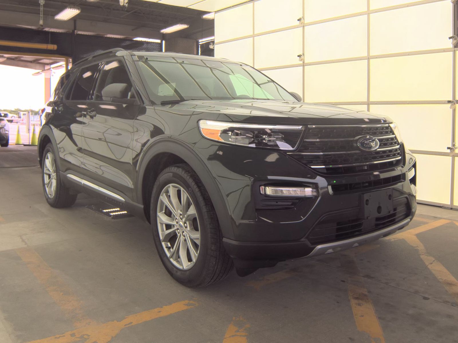FORD EXPLORER - 5