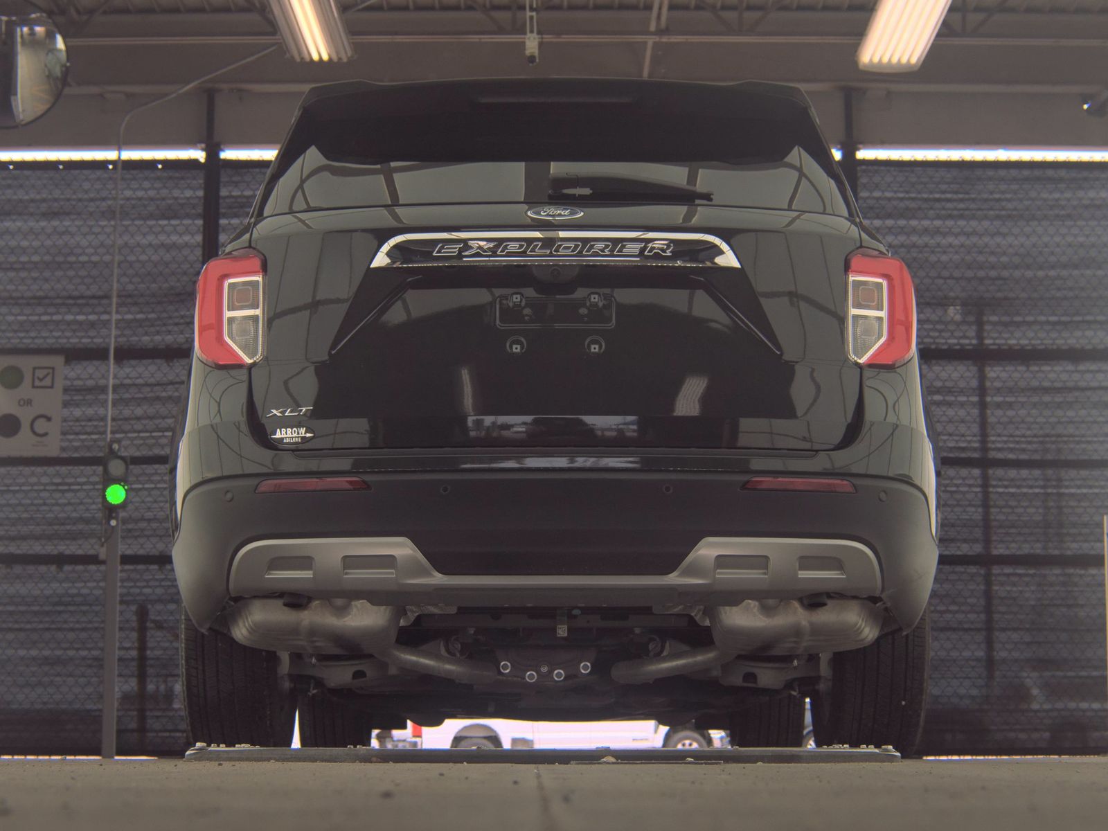 FORD EXPLORER - 8