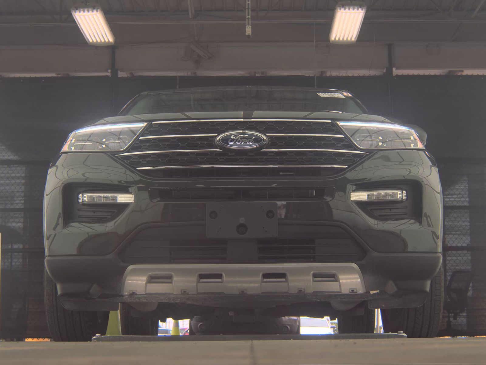 FORD EXPLORER - 4