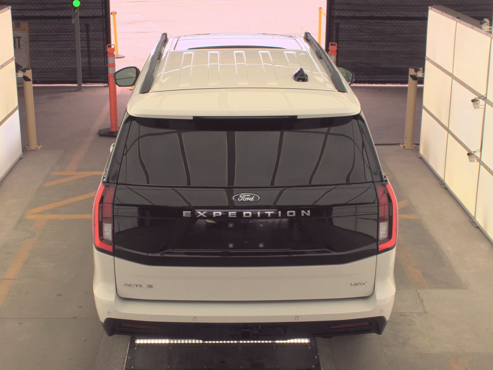 FORD EXPEDITION MAX - 7