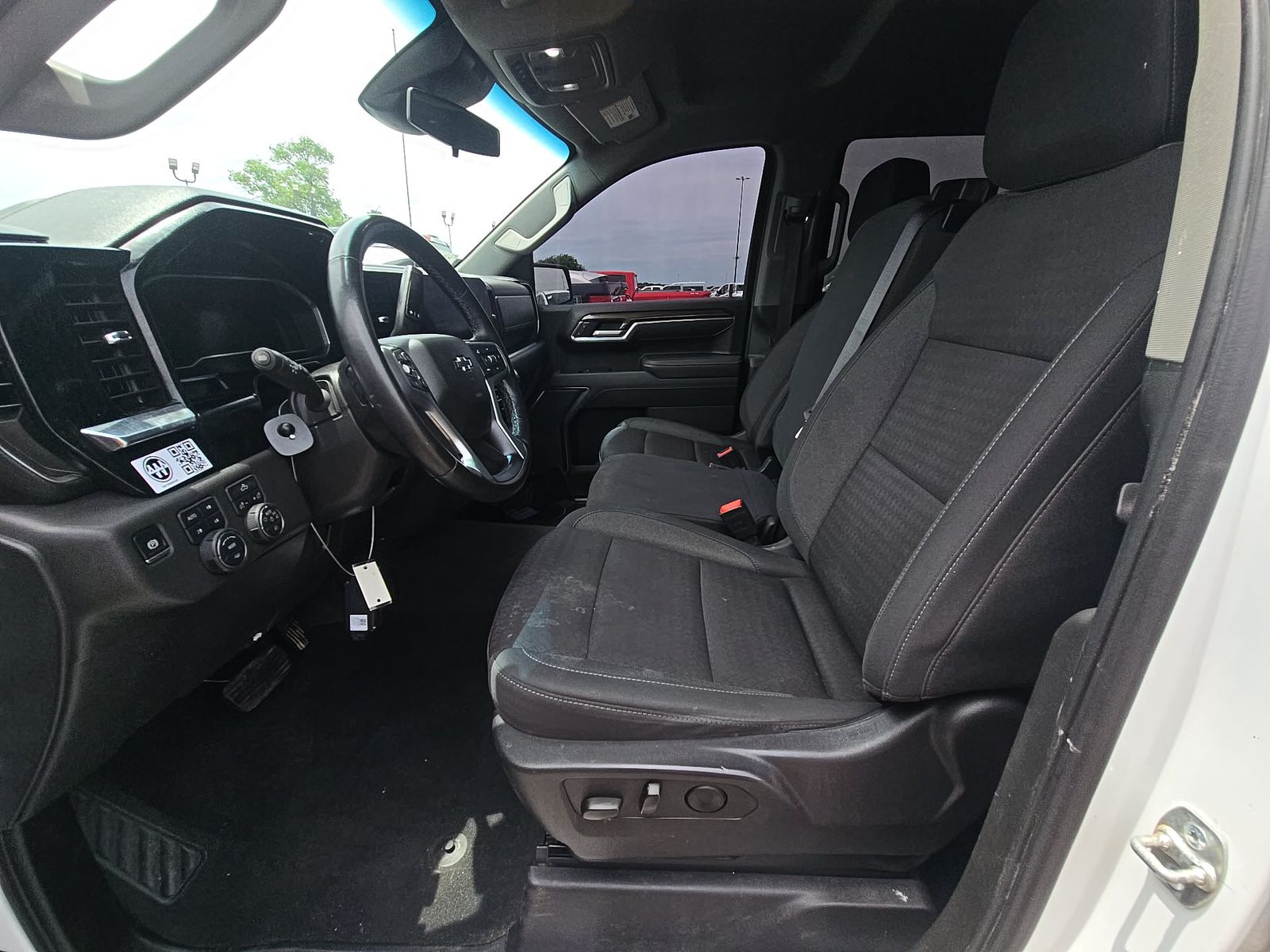 2025 Chevrolet Silverado 1500 LT Trail Boss AWD