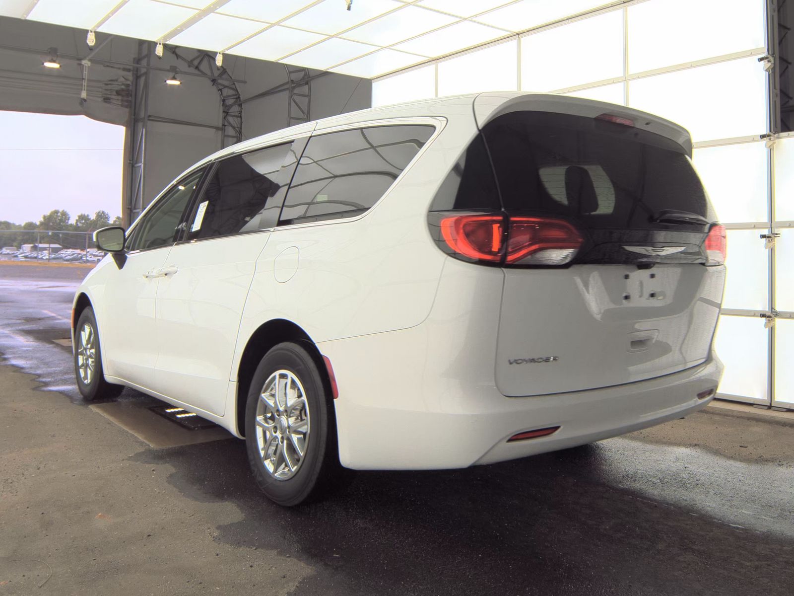 CHRYSLER VOYAGER - 9