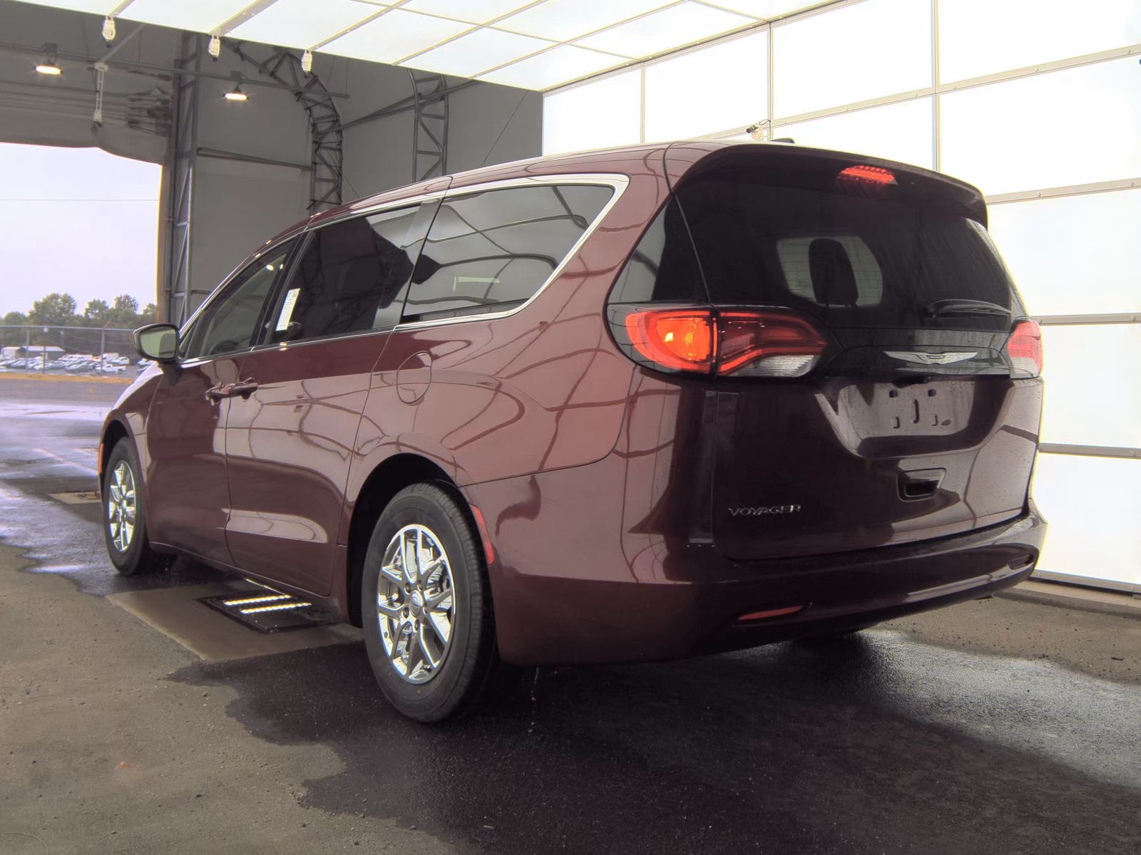 CHRYSLER VOYAGER - 9