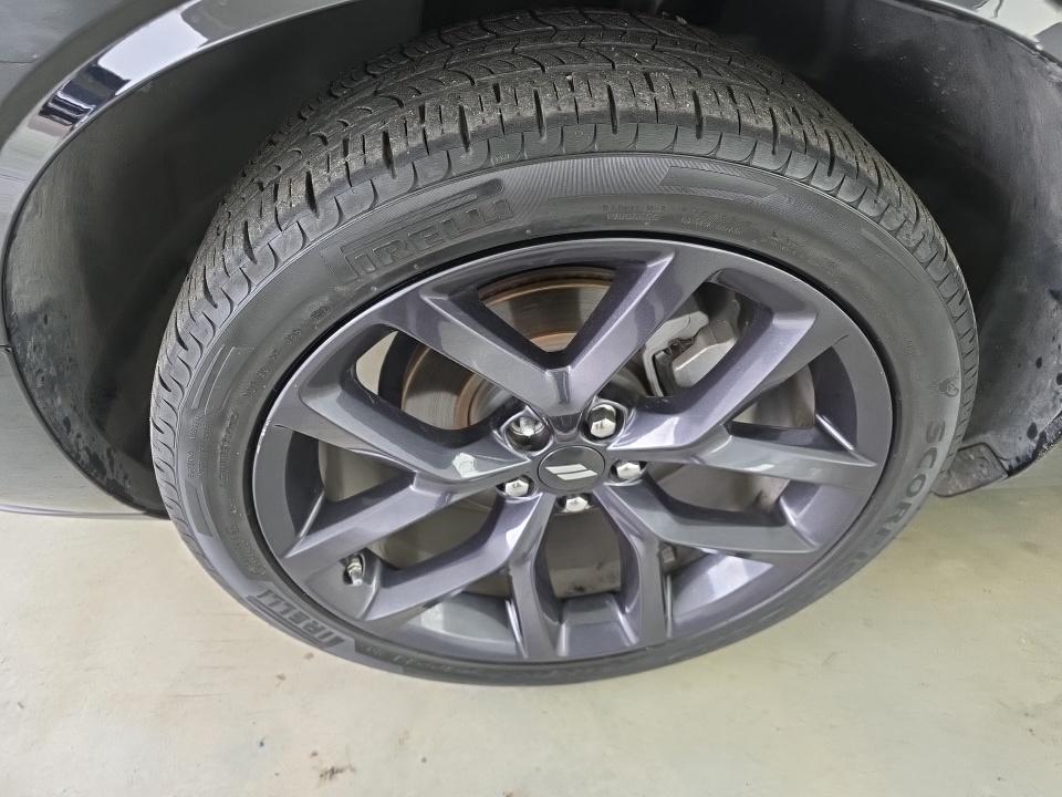 2023 Dodge Challenger SXT RWD
