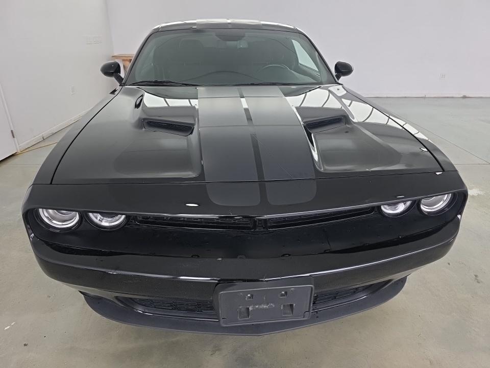 2023 Dodge Challenger SXT RWD
