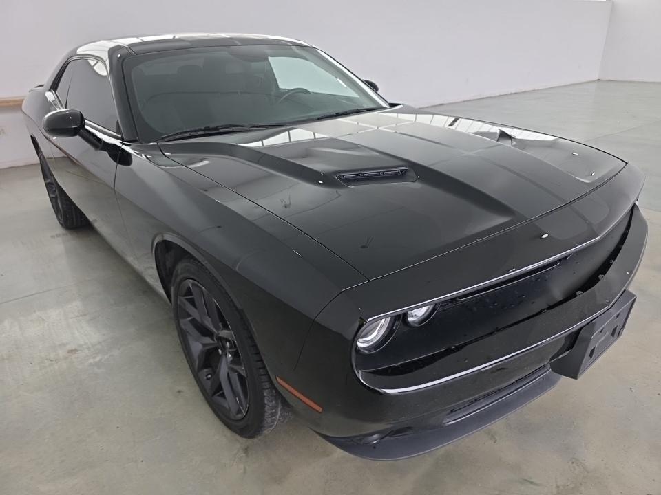 2023 Dodge Challenger SXT RWD