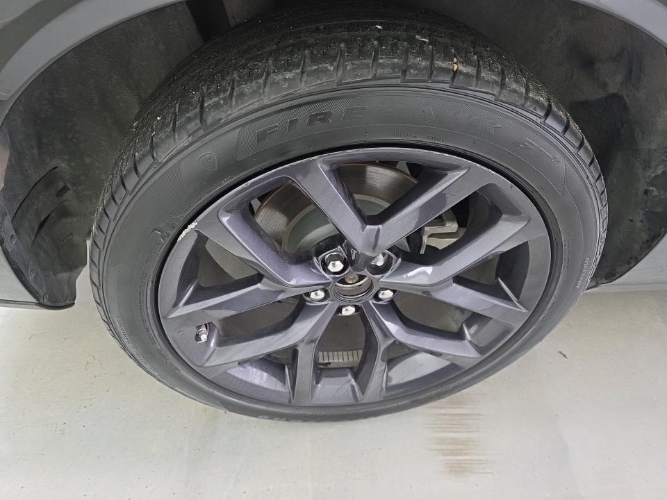2023 Dodge Challenger SXT RWD