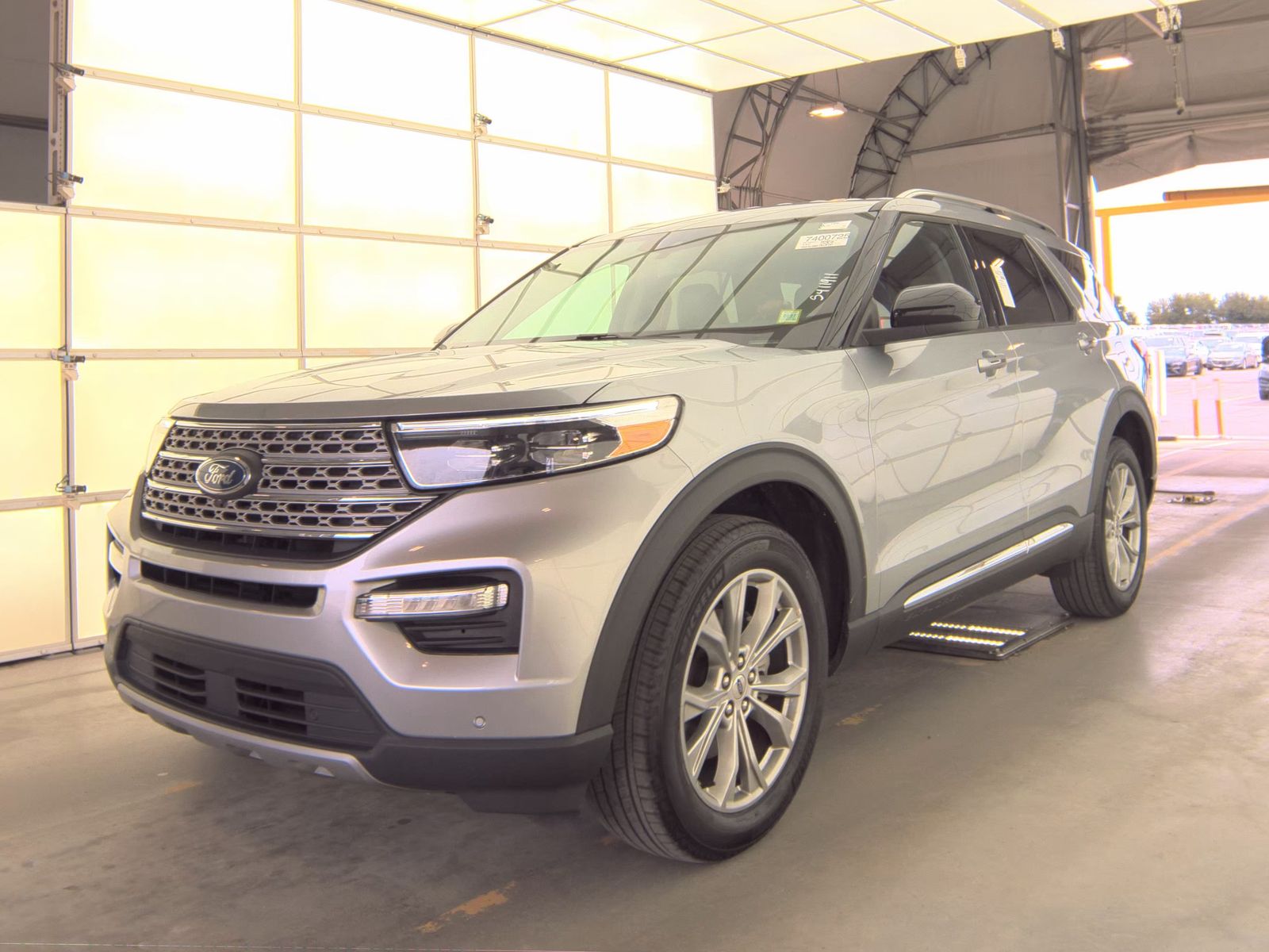 FORD EXPLORER - 1