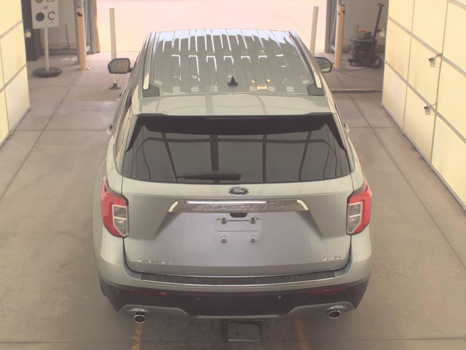 FORD EXPLORER - 7