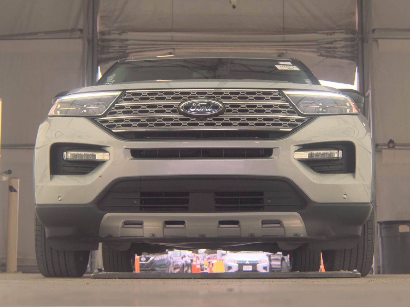 FORD EXPLORER - 4