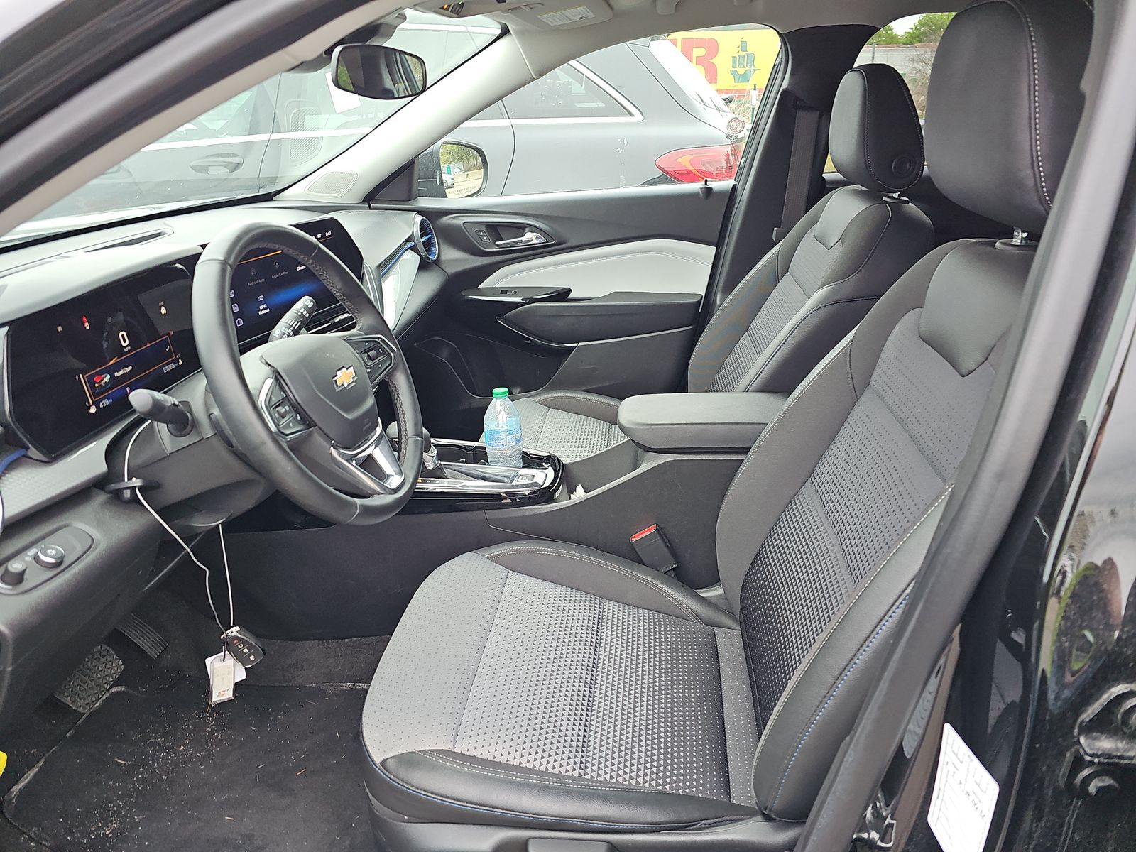 CHEVROLET TRAX - 8