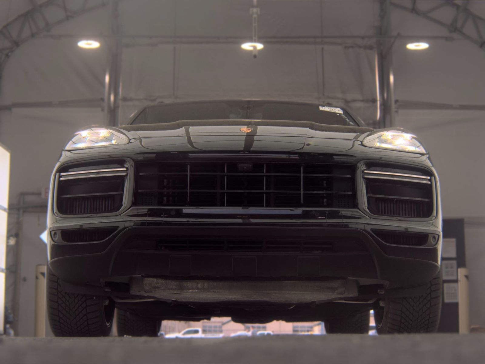 PORSCHE CAYENNE - 4