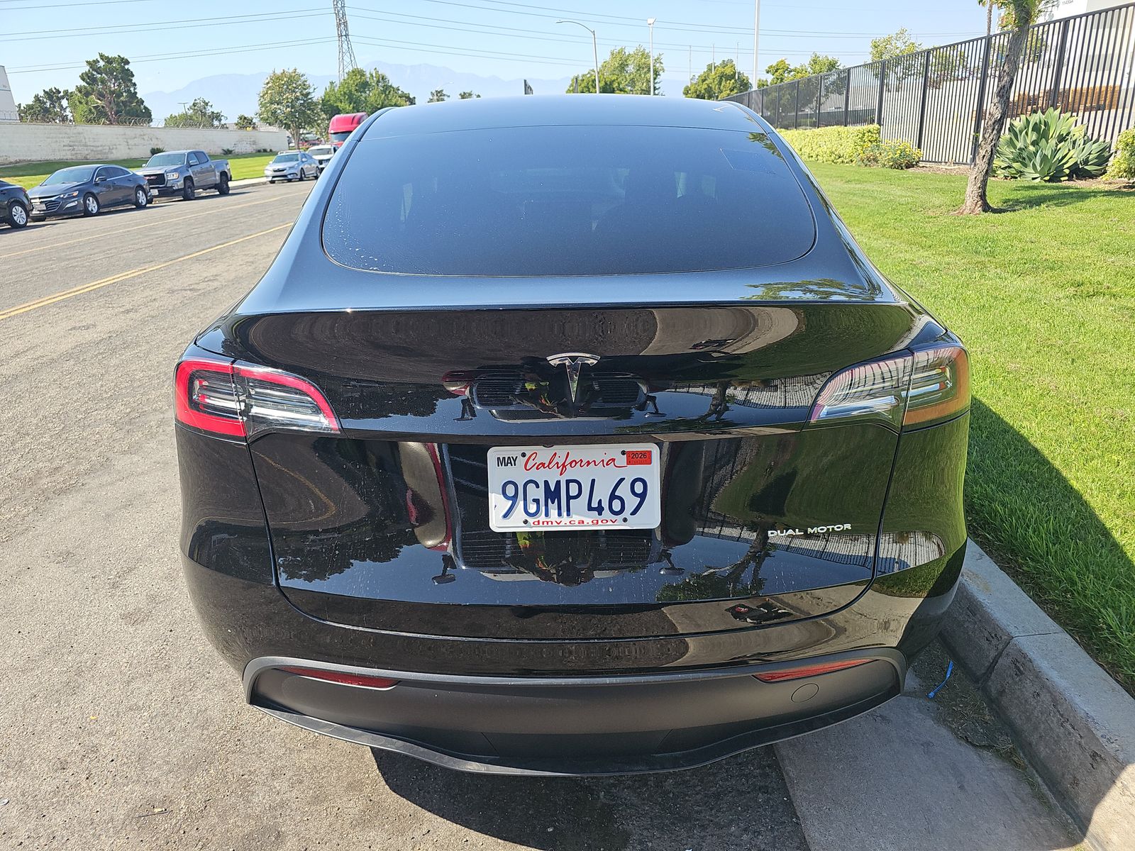 TESLA MODEL Y - 6