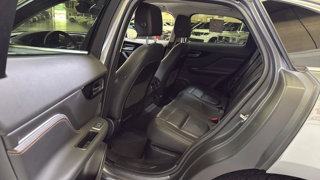 2019 Jaguar F-PACE 30t Prestige AWD