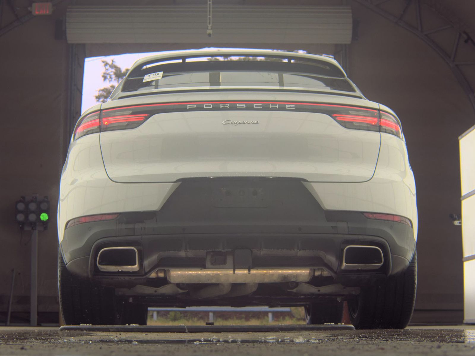 PORSCHE CAYENNE - 8