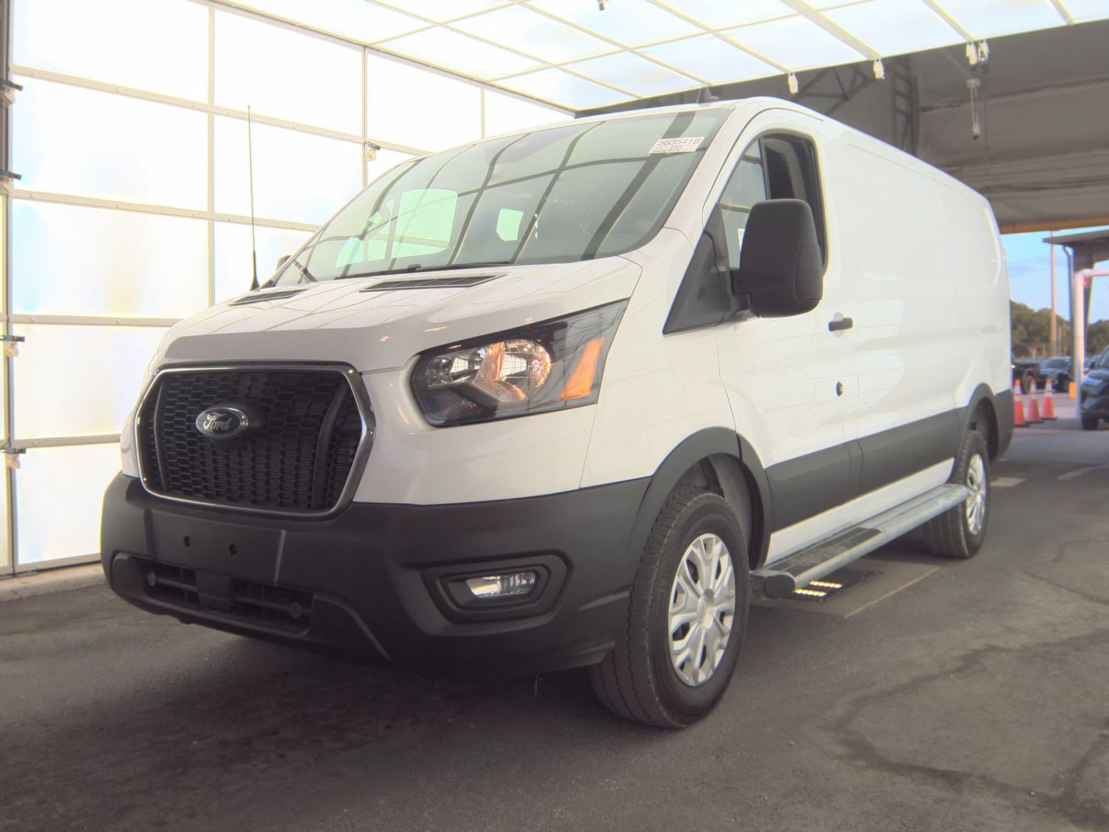 FORD TRANSIT 250 - 1