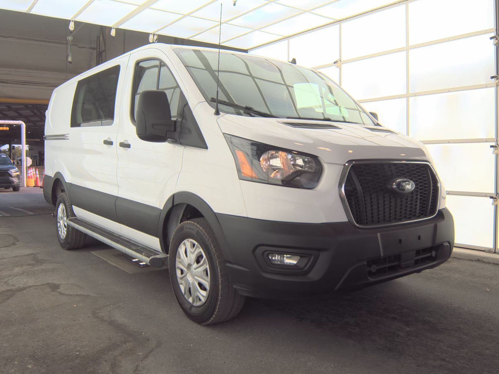 FORD TRANSIT 250 - 4