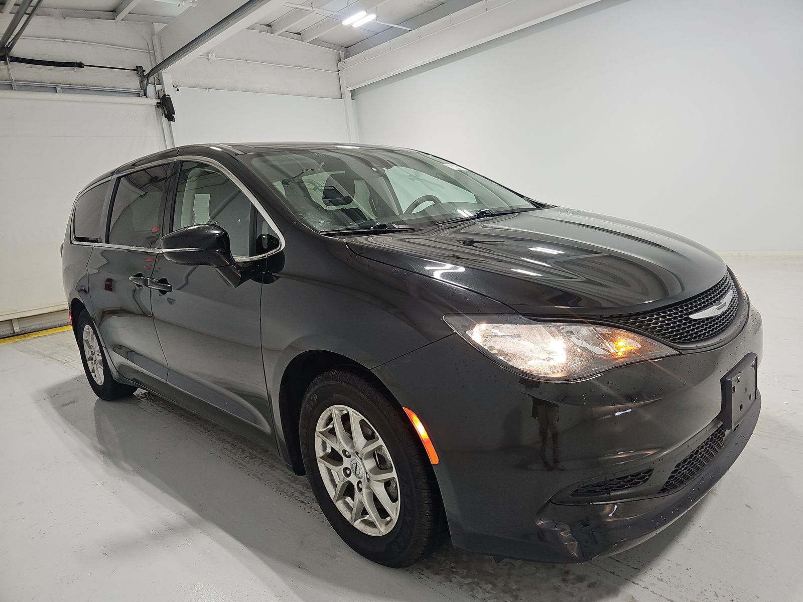 CHRYSLER VOYAGER - 4