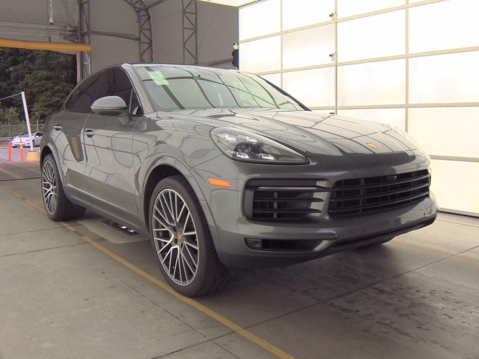 PORSCHE CAYENNE - 4