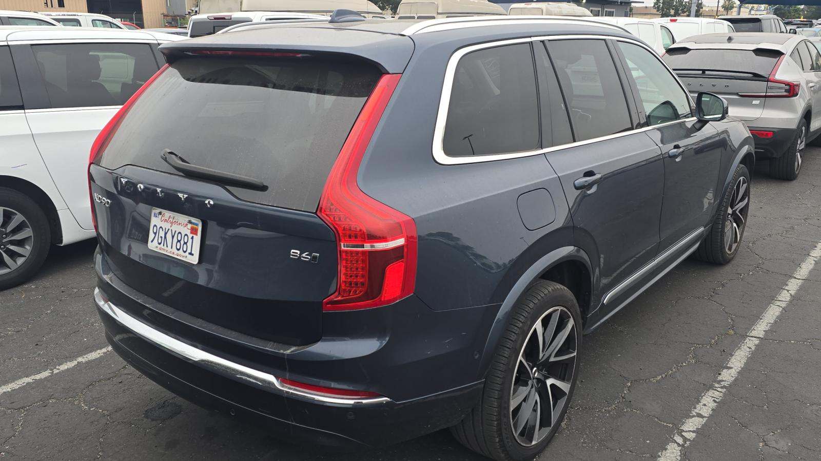 2023 Volvo XC90 B6 Plus AWD