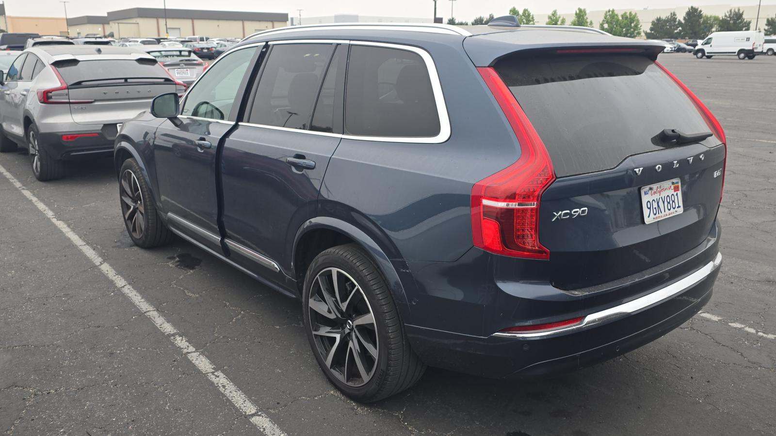2023 Volvo XC90 B6 Plus AWD