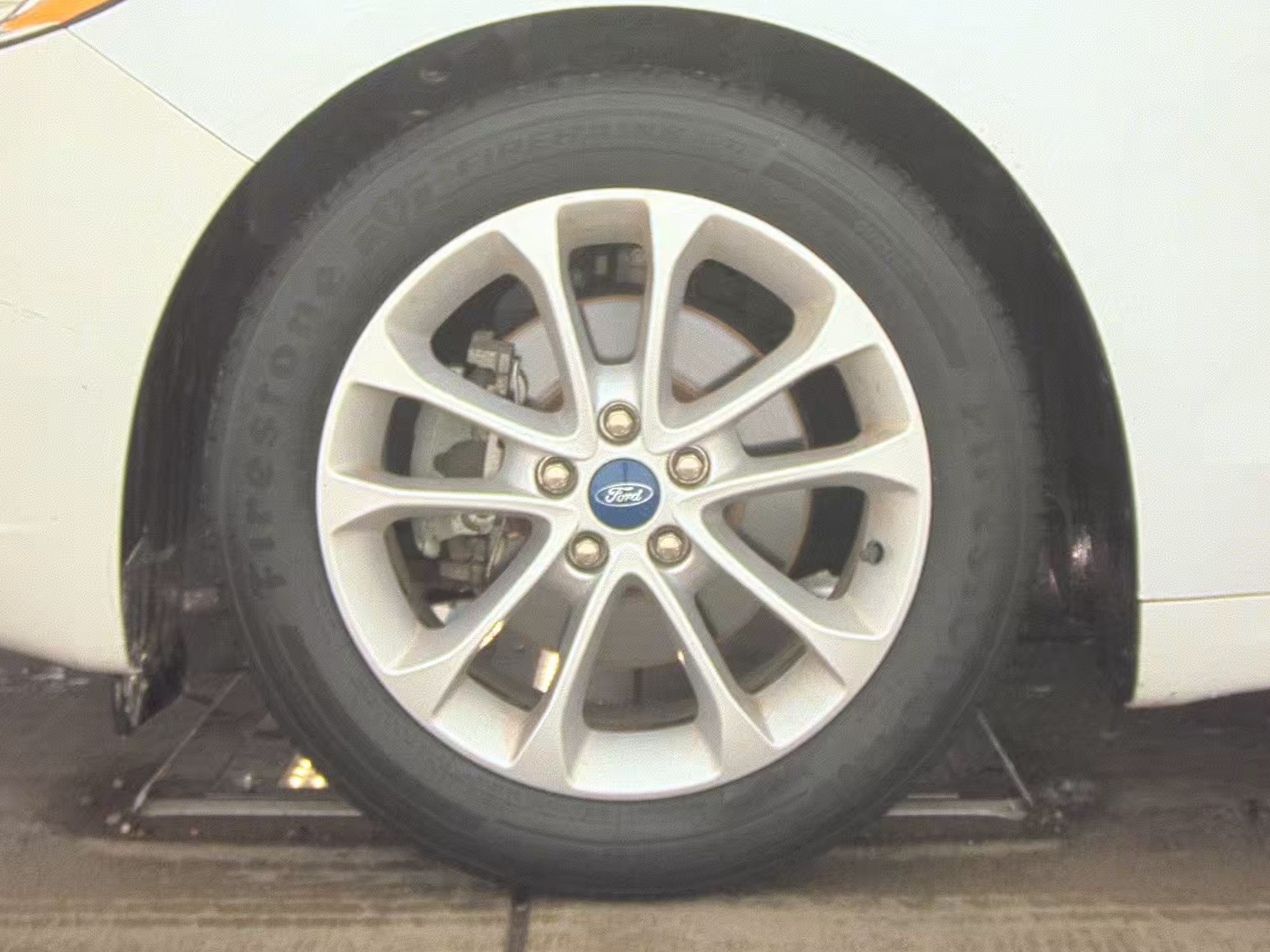 FORD FUSION - 10