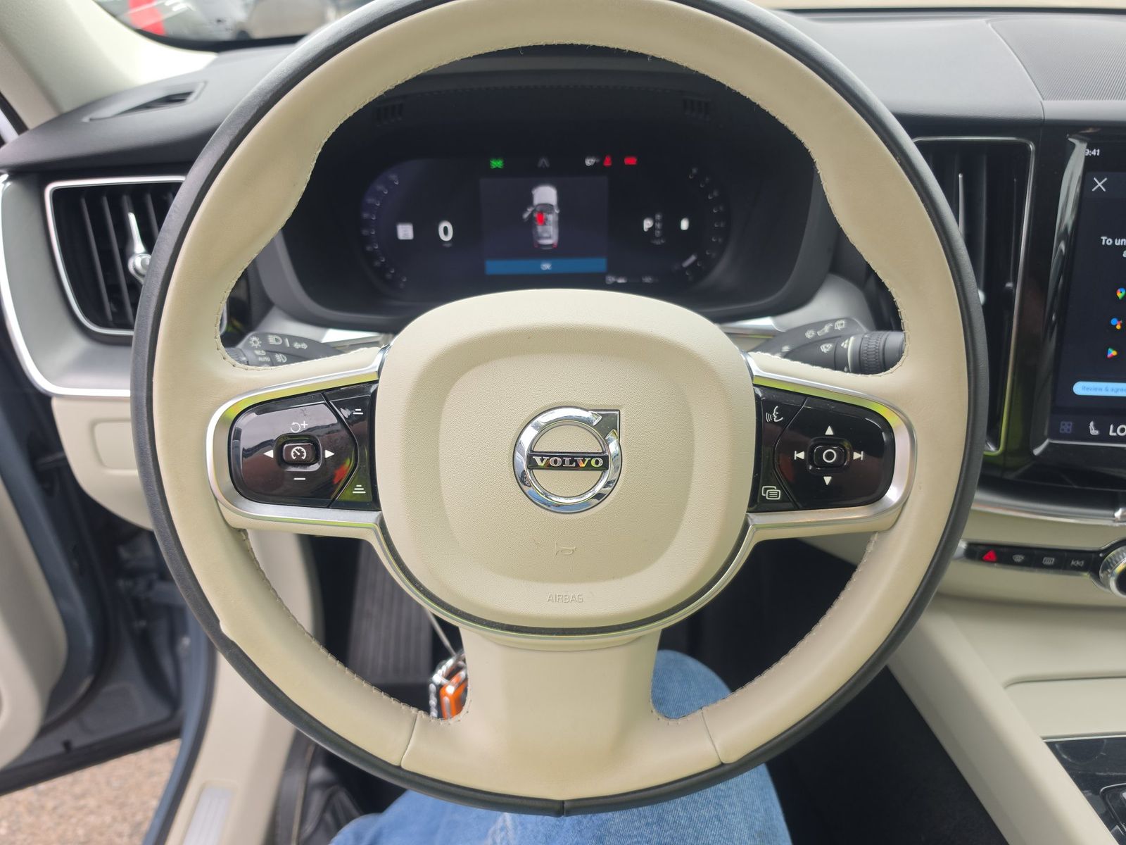 2023 Volvo XC60 B5 Core AWD