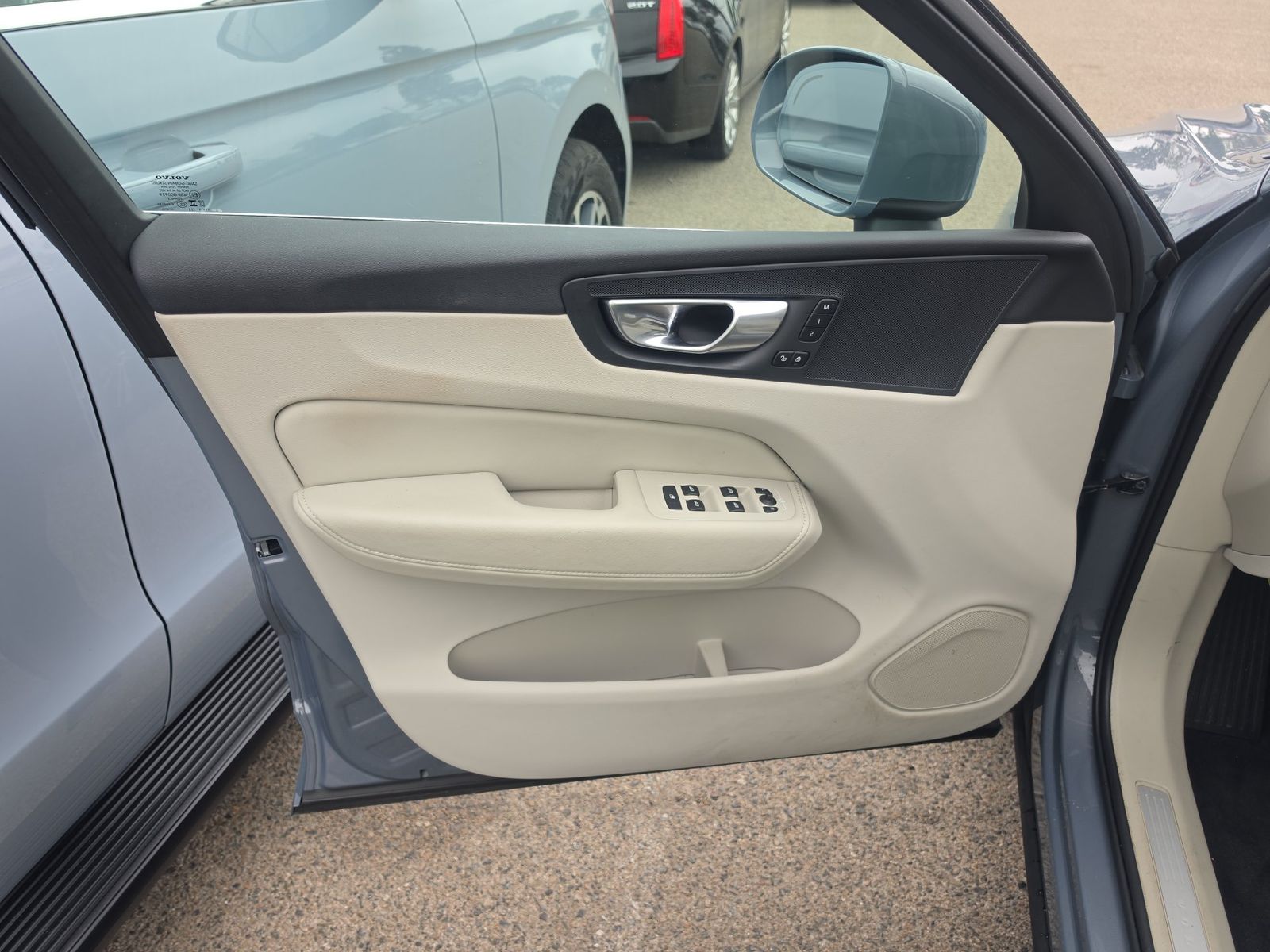 2023 Volvo XC60 B5 Core AWD