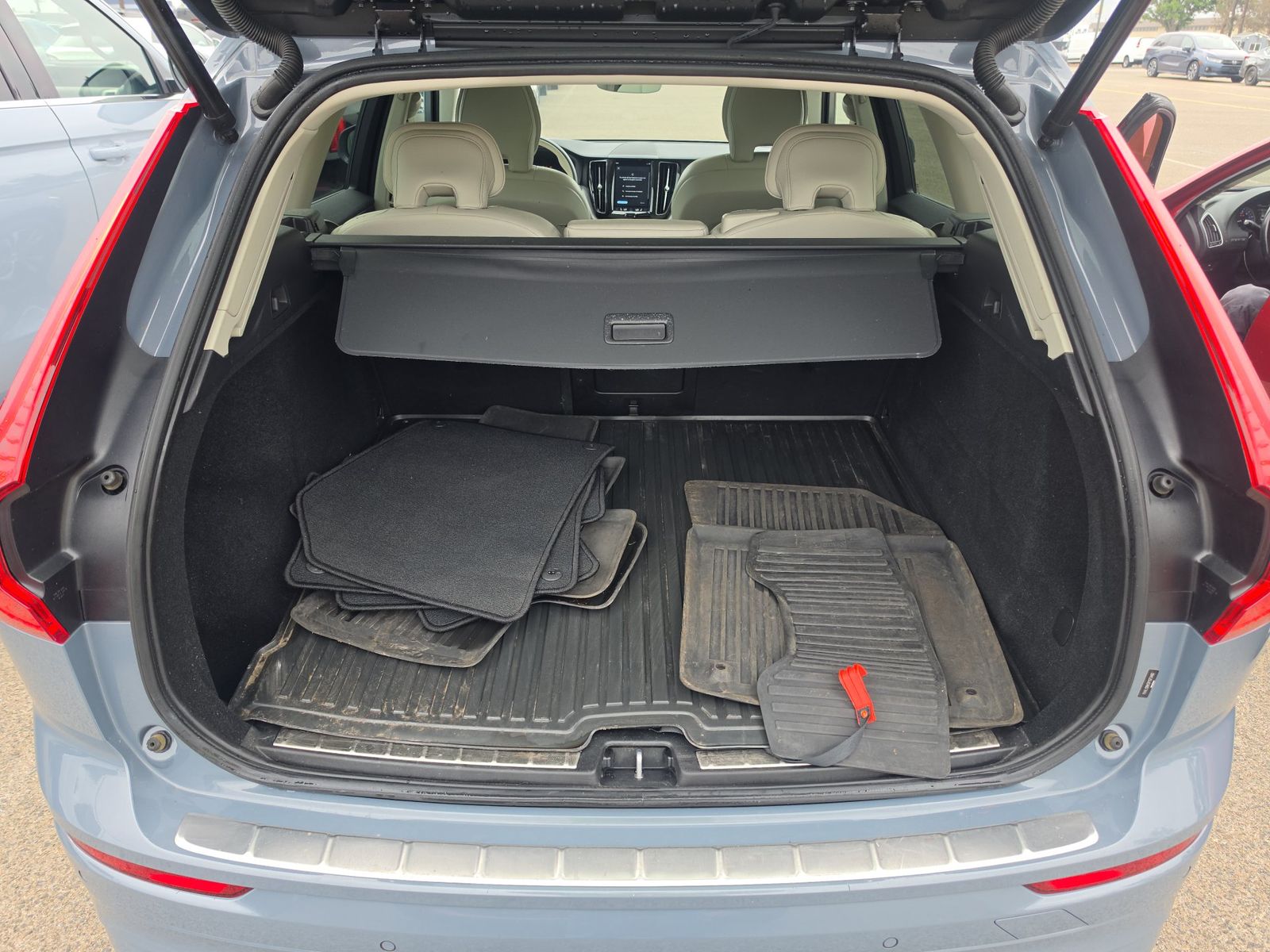 2023 Volvo XC60 B5 Core AWD