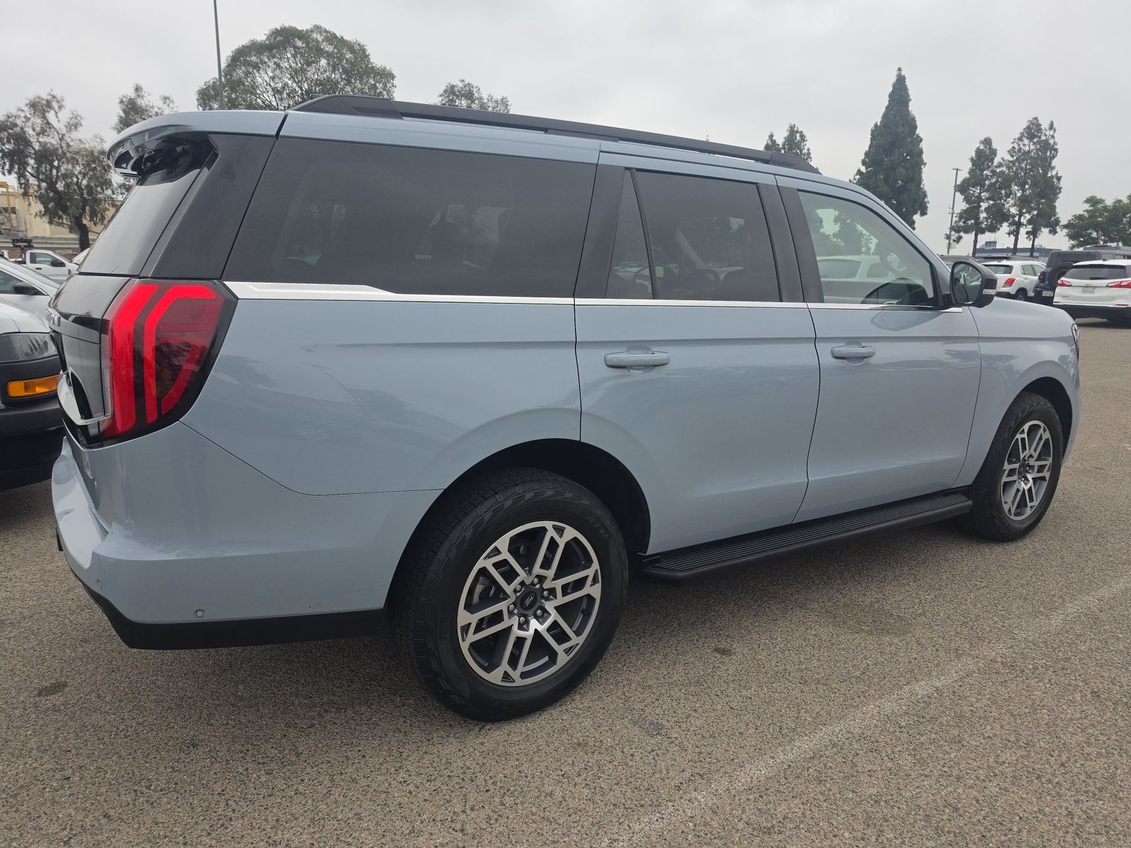 FORD EXPEDITION - 5