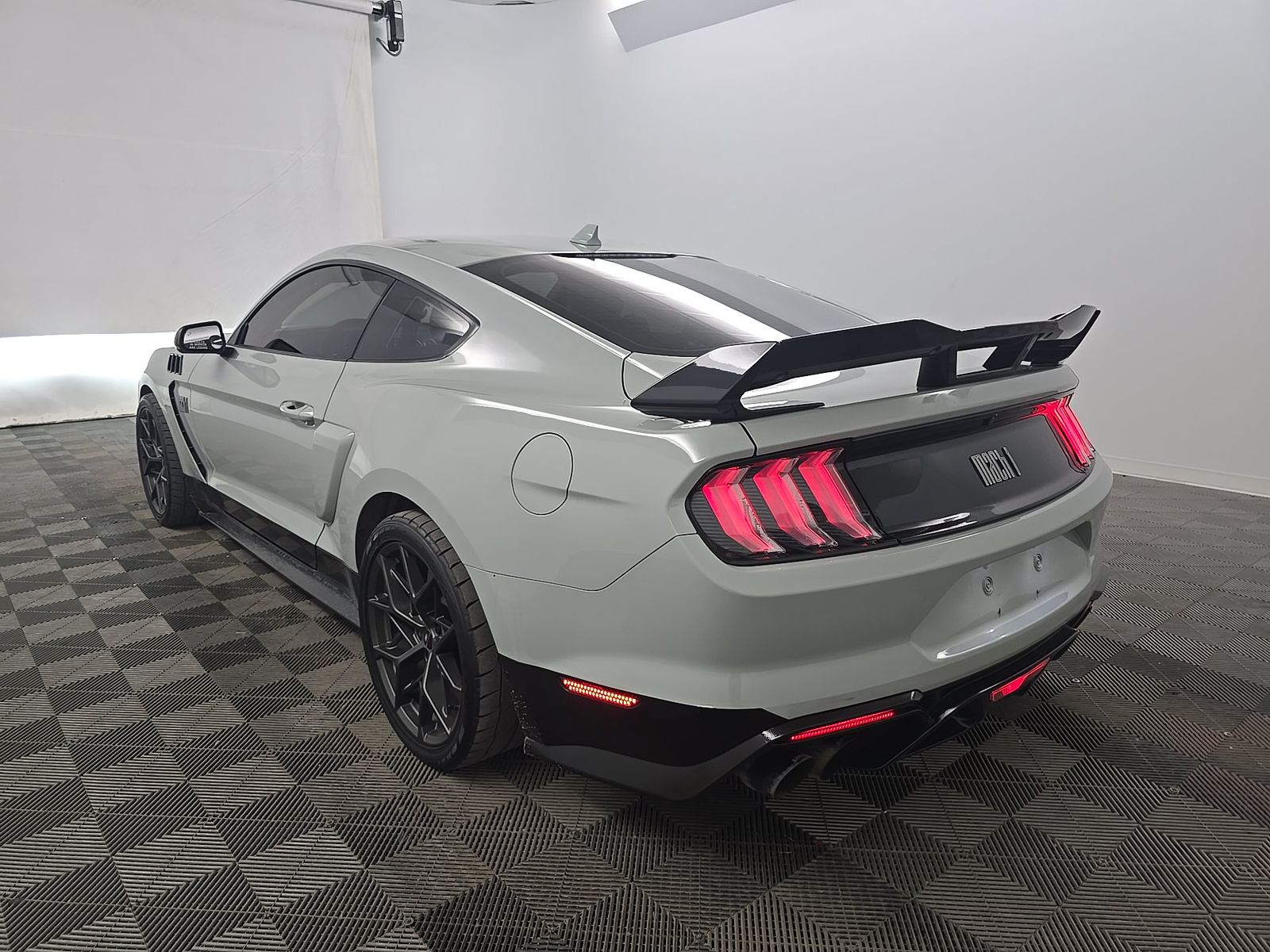 2021 Ford Mustang Mach 1 RWD