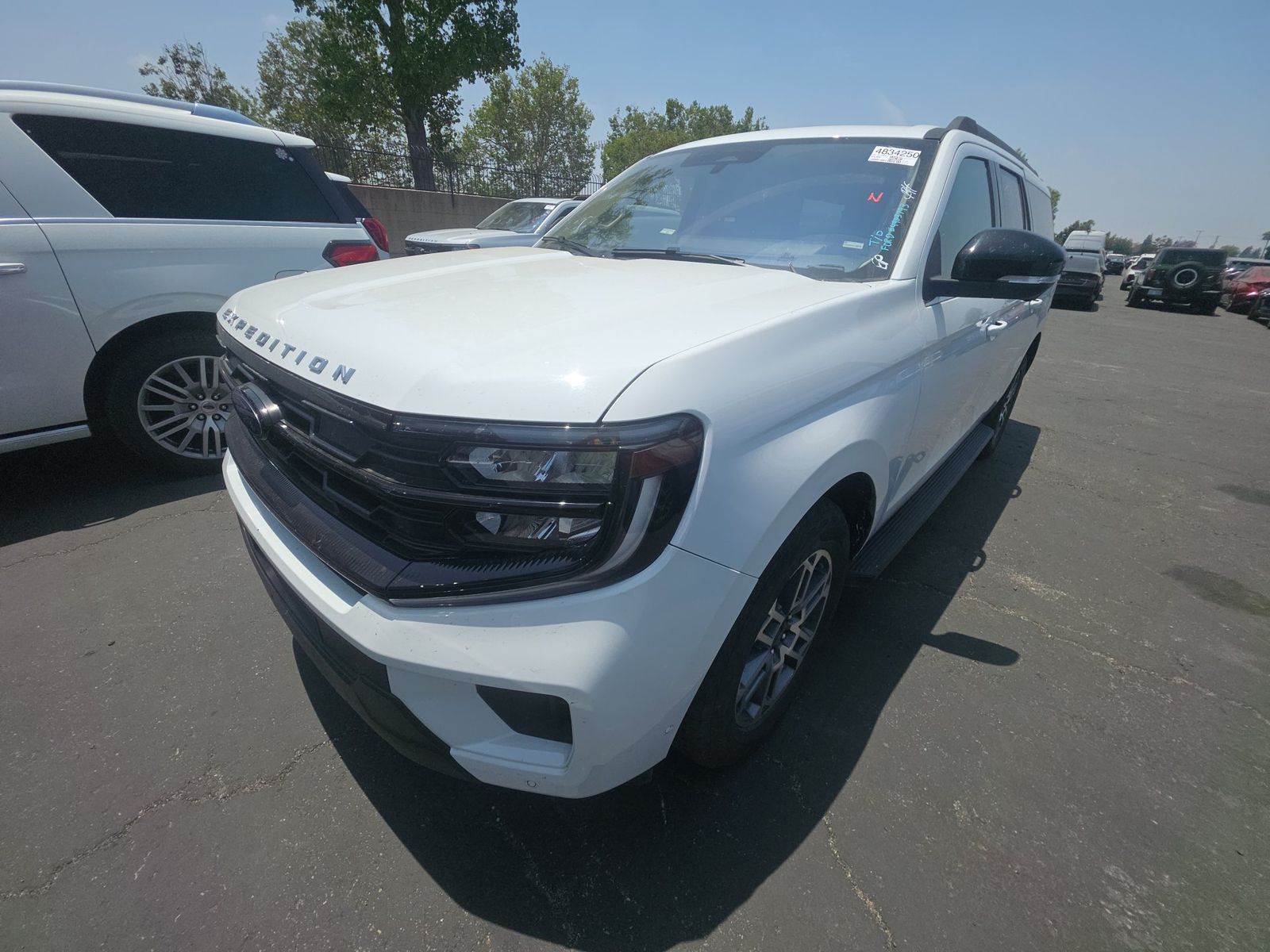 FORD EXPEDITION MAX - 1