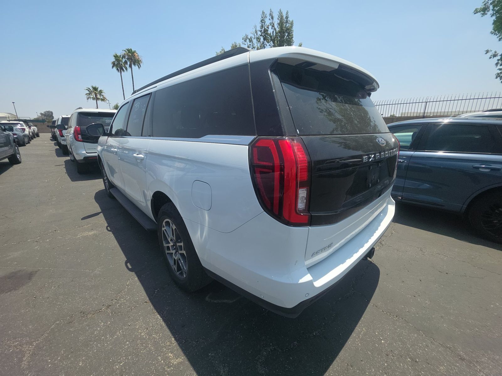 FORD EXPEDITION MAX - 7