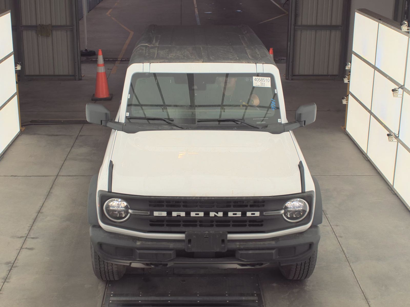 FORD BRONCO - 3