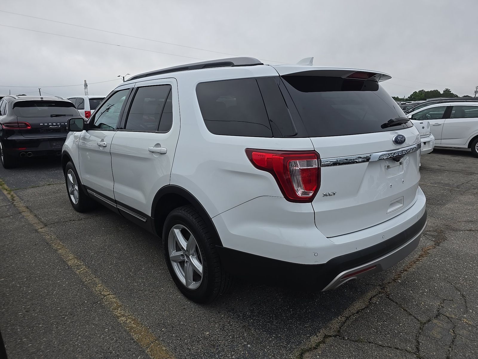 FORD EXPLORER - 7