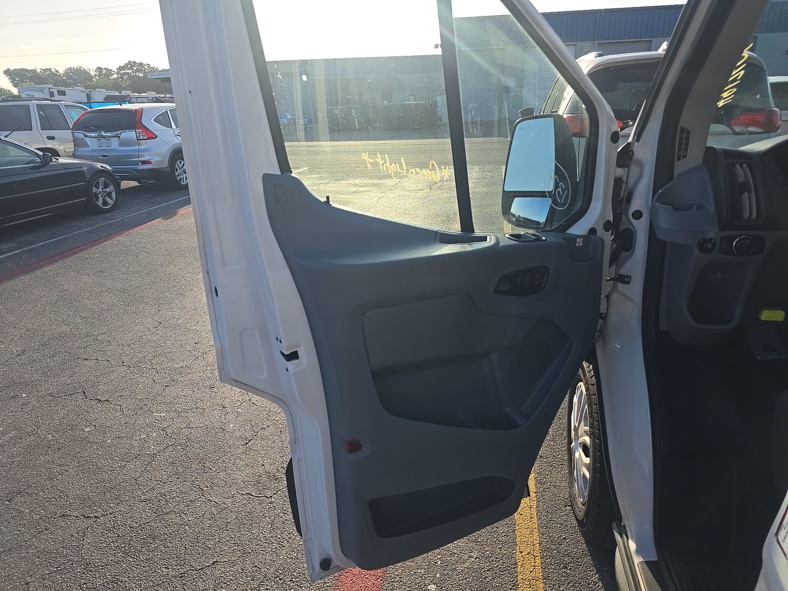 FORD TRANSIT 150 - 10