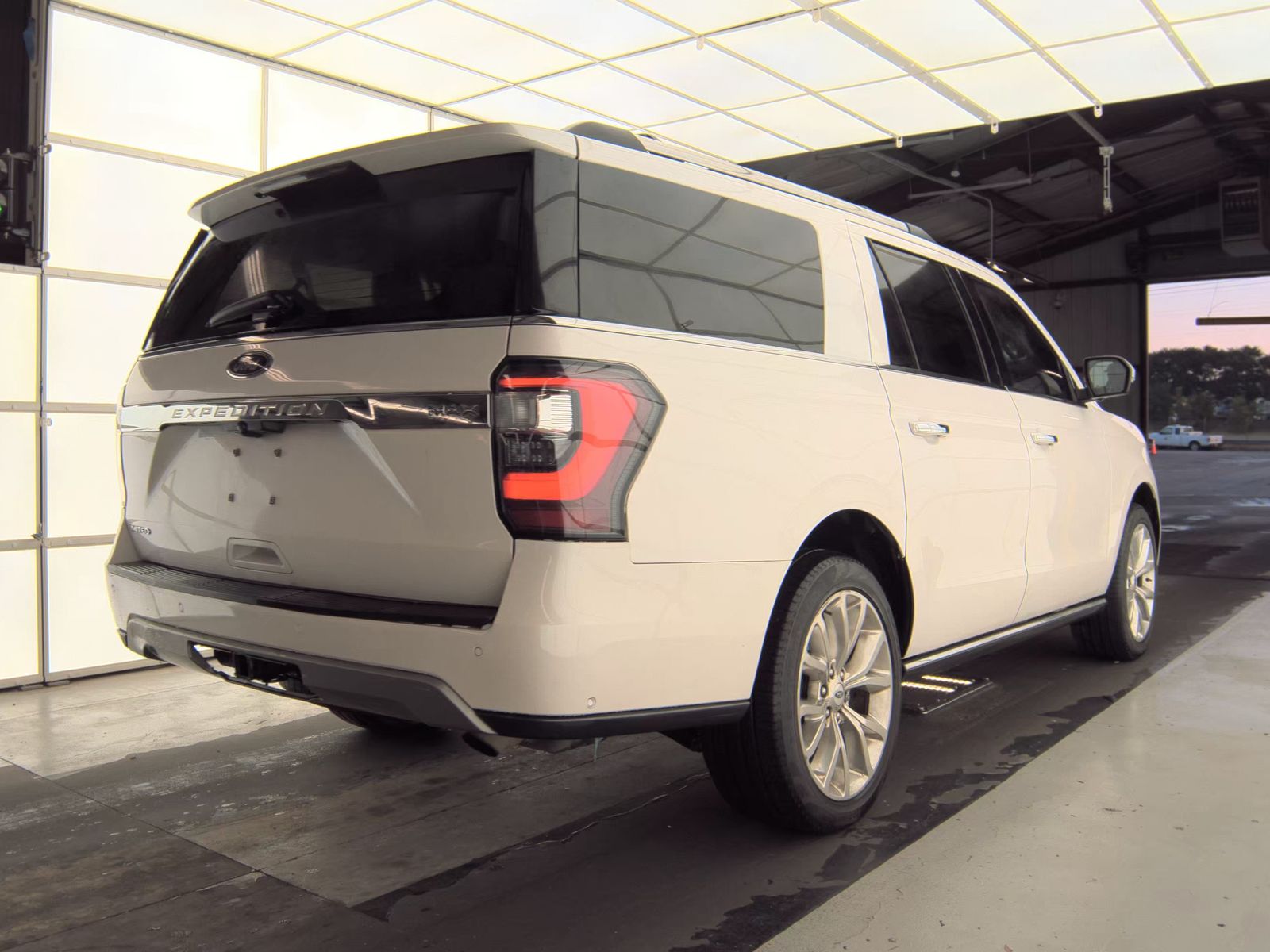 FORD EXPEDITION MAX - 6