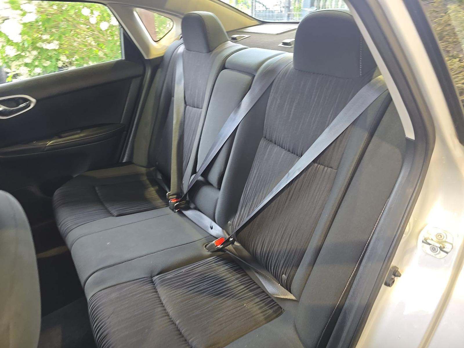 NISSAN SENTRA - 8