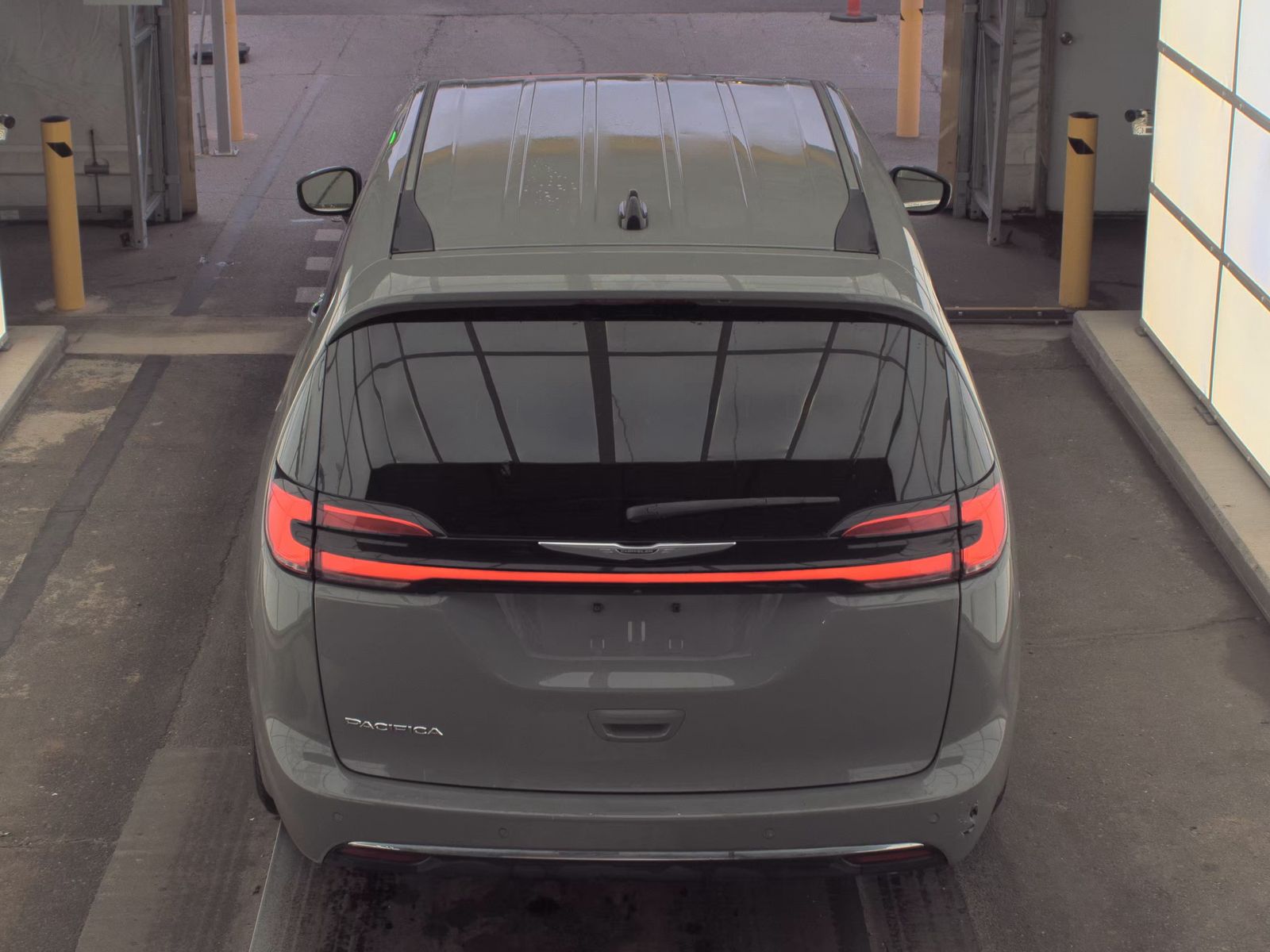 2023 Chrysler Pacifica Touring L FWD