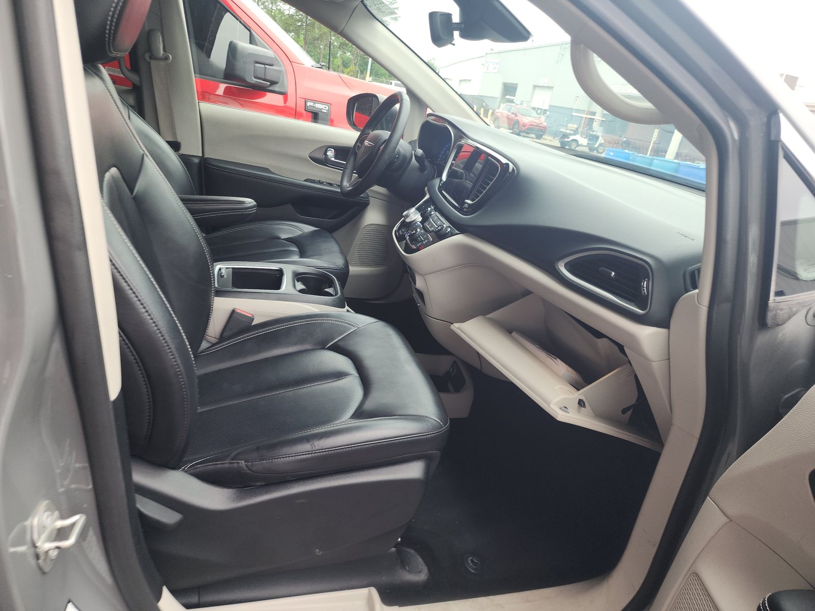2023 Chrysler Pacifica Touring L FWD