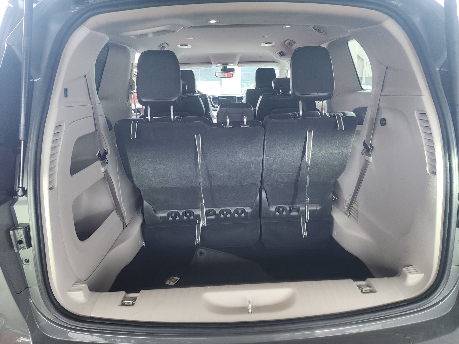 2023 Chrysler Pacifica Touring L FWD