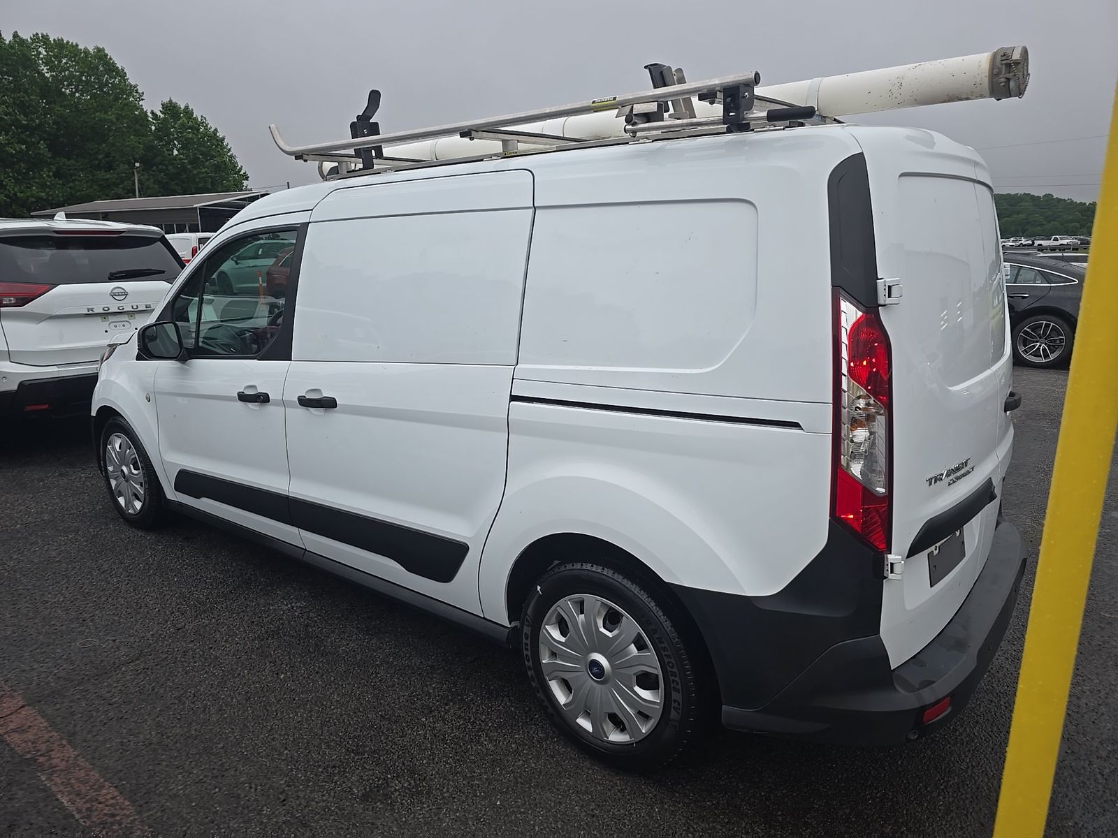 FORD TRANSIT CONNECT - 7
